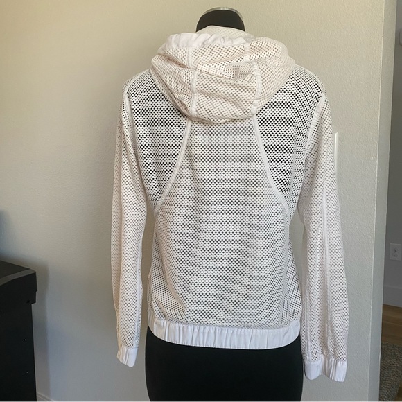 LULULEMON WHITE MESH ON MESH JACKET - Picture 6 of 13